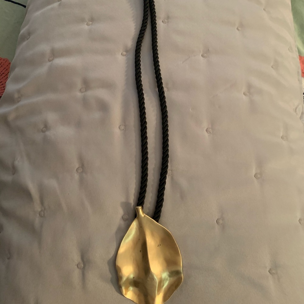 Long necklace